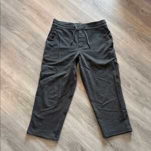 lululemon athletica Charcoal Joggers size small cropped